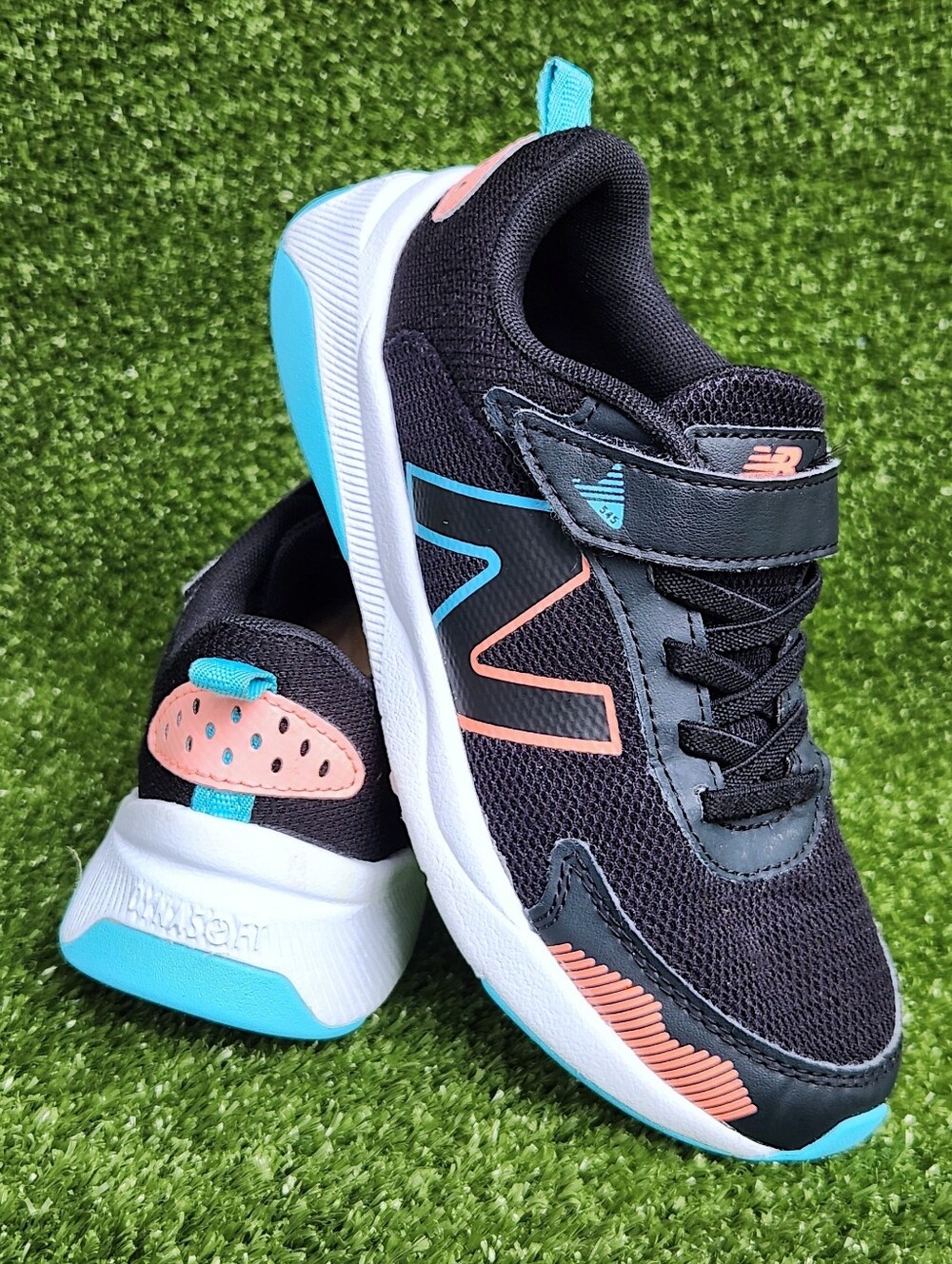 New Balance 545 Kids Little Boys Black Lace Running Sneakers Shoes Size 1.5